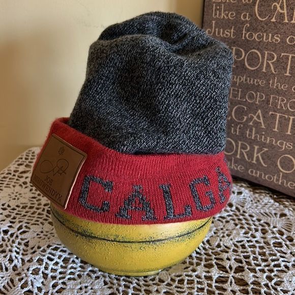Molsen Canadian Joe Nieuwendyk toque beanie, OS - Picture 2 of 5
